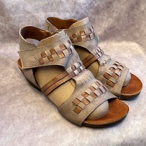 Miz Mooz Leather Sandals Gray and Brown Size 7